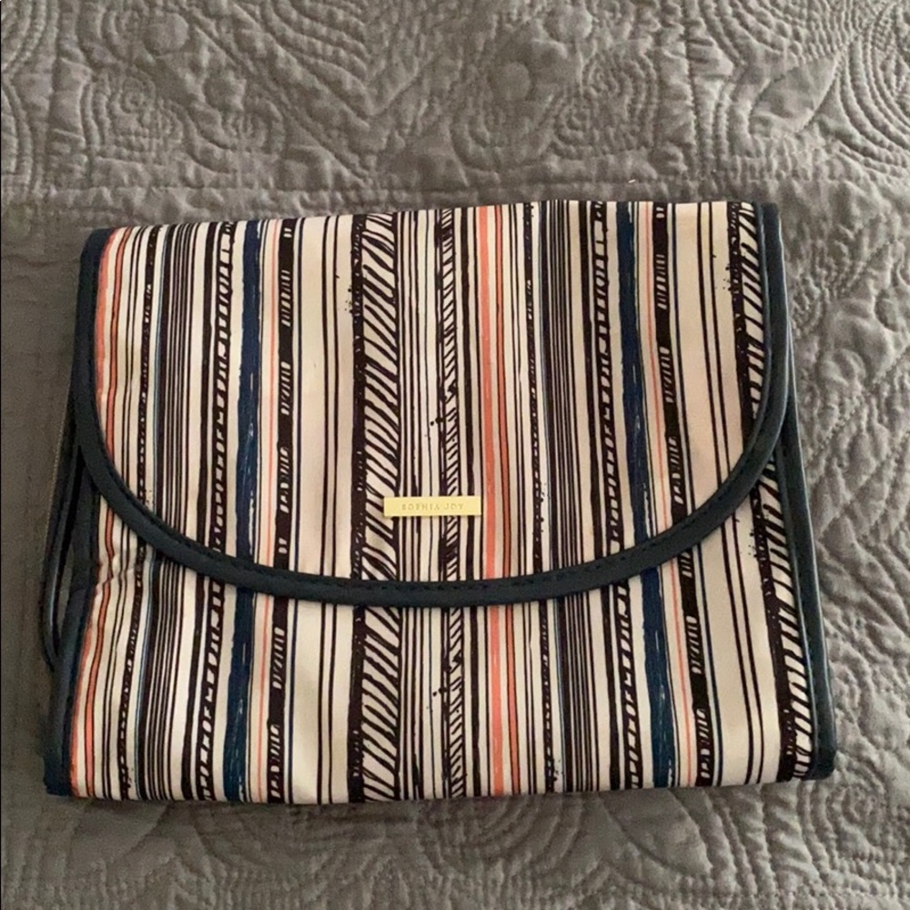 4 for $16 // Sophia Joy Makeup Bag